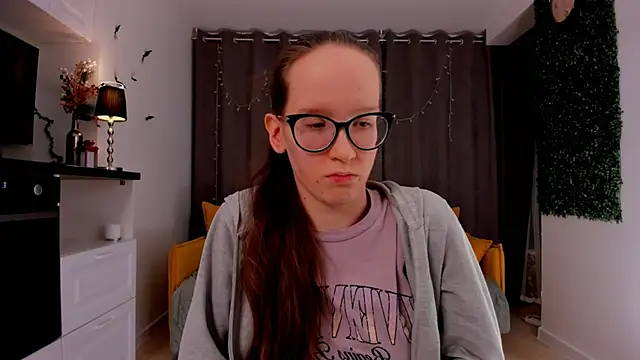 BettyBrowni online show from February 12, 10:15 pm