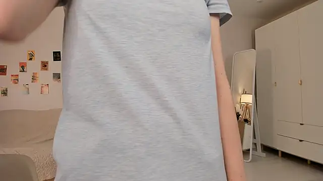 BettyBrowni online show from March 13, 1:21 am