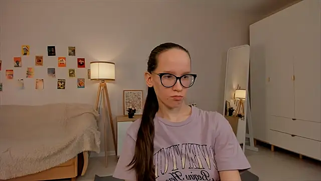 BettyBrowni online show from March 14, 1:37 am