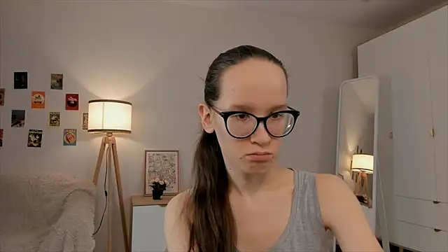 BettyBrowni online show from March 20, 4:09 pm