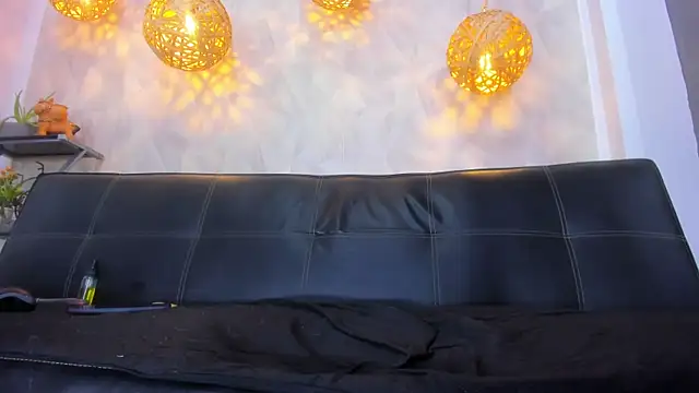 victoria aleia  online show from February 28, 11:34 pm