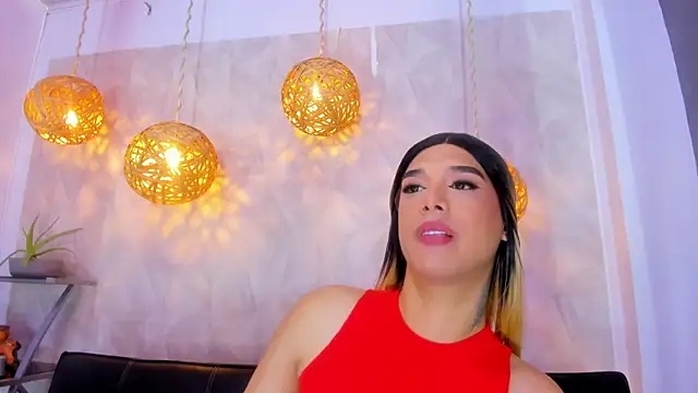 victoria aleia  online show from March 14, 9:00 pm