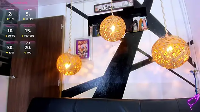 victoria aleia  online show from November 8, 11:03 pm