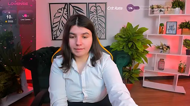 Snapshot of Viola__Shy chatting on February 26, 12:05 am Viola Shy online show from February 26, 12:05 am