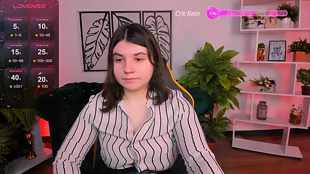Snapshot of Viola__Shy chatting on March 1, 8:53 pm Viola Shy online show from March 1, 8:53 pm