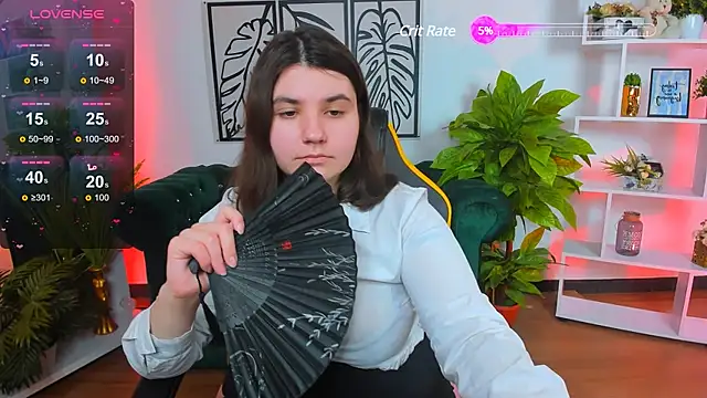Snapshot of Viola__Shy chatting on March 4, 9:22 pm Viola Shy online show from March 4, 9:22 pm
