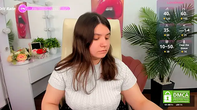 Snapshot of Viola__Shy chatting on October 5, 8:07 pm Viola Shy online show from October 5, 8:07 pm