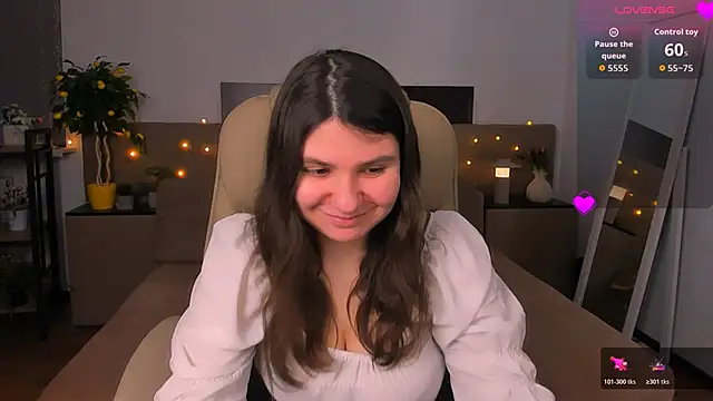 Viola  Shy online show from March 16, 9:08 pm