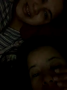 Snapshot of twocurvylatins chatting on September 28, 5:18 pm twocurvylatins online show from September 28, 5:18 pm