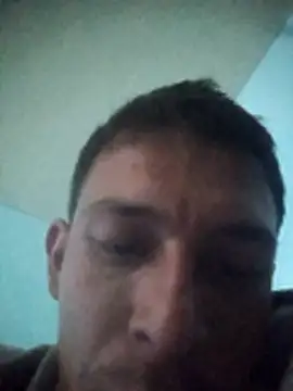 Snapshot of Leonul chatting on November 5, 10:04 am Leonul online show from November 5, 10:04 am