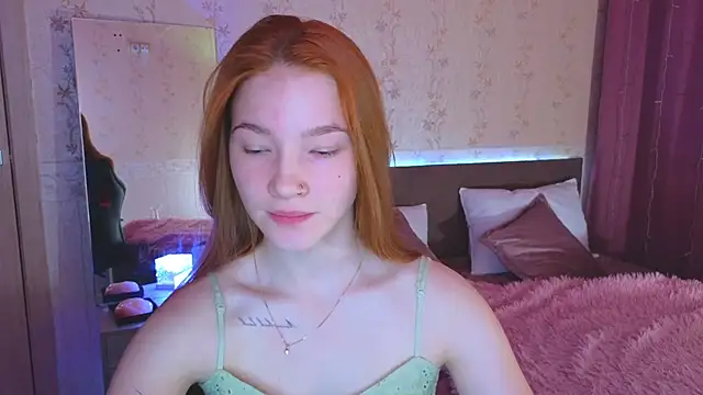 Snapshot of erikabrian chatting on December 24, 1:16 am erikabrian online show from December 24, 1:16 am