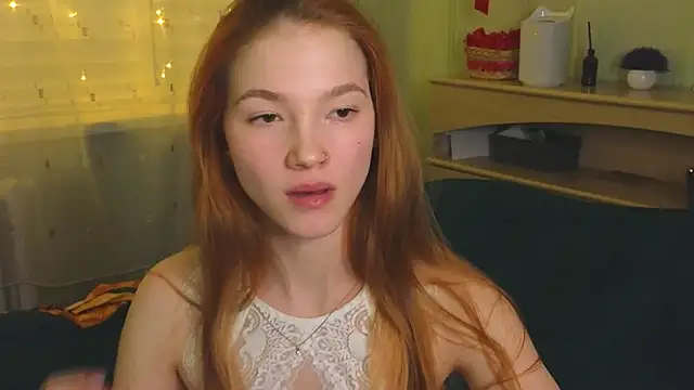 Snapshot of erikabrian chatting on January 28, 6:07 pm erikabrian online show from January 28, 6:07 pm