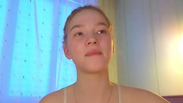 Snapshot of erikabrian chatting on February 16, 11:27 am erikabrian online show from February 16, 11:27 am