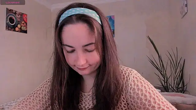 cClandesTina online show from October 2, 2:13 pm