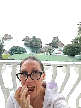 Snapshot of JasmineNoir2 chatting on March 6, 5:00 pm JasmineNoir2 online show from March 6, 5:00 pm