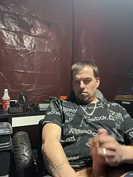 joeycbigcock online show from March 13, 5:50 pm