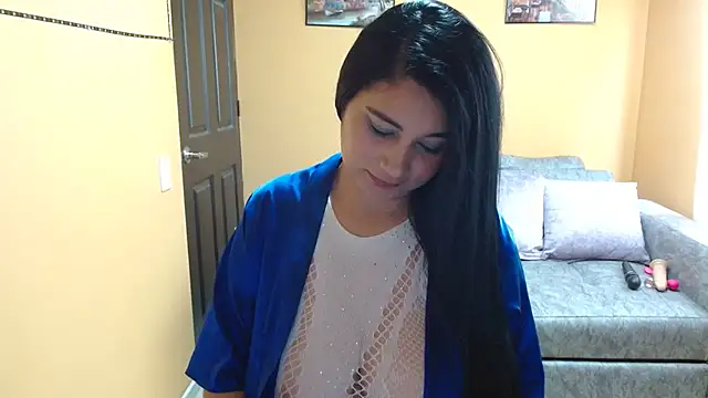 Kerly Lopez online show from February 8, 3:21 pm