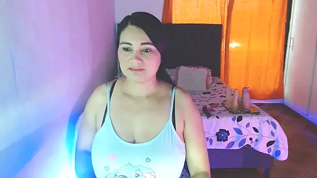Kerly Lopez online show from June 4, 10:38 pm