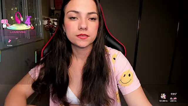 Snapshot of ivyy_scott chatting on November 16, 11:21 pm ivyy scott online show from November 16, 11:21 pm