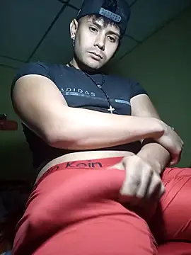 Snapshot of AlexisSpears_ chatting on February 2, 10:49 pm AlexisSpears online show from February 2, 10:49 pm