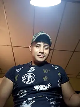 Snapshot of AlexisSpears_ chatting on March 11, 8:42 pm AlexisSpears online show from March 11, 8:42 pm