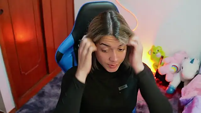 tay ler3 online show from January 20, 12:46 am