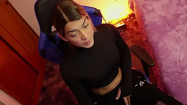 tay ler3 online show from February 7, 6:03 am