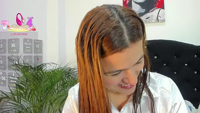 Snapshot of Alexandra_Torress chatting on June 27, 12:22 pm Alexandra Torress online show from June 27, 12:22 pm