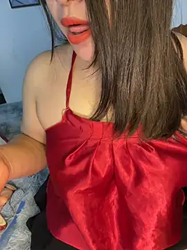 --Lyly-- online show from February 9, 3:11 am