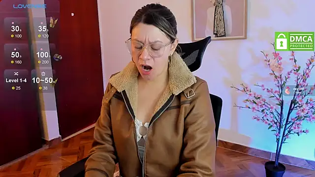 Chanelll Taylorr  online show from January 16, 12:53 pm