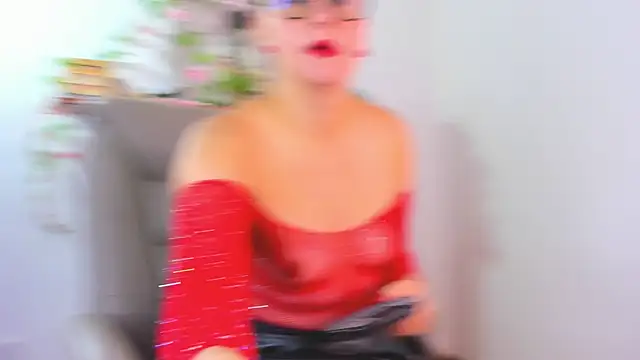 Chanelll Taylorr  online show from March 13, 12:34 pm