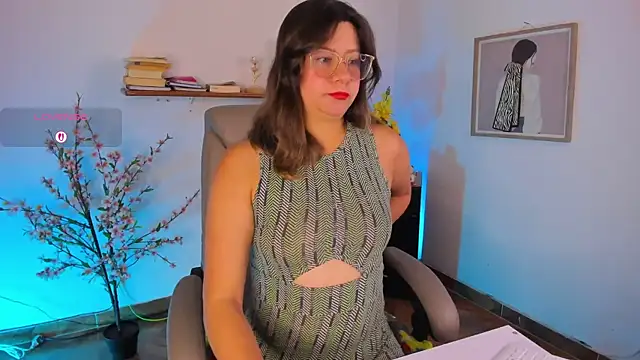 Chanelll Taylorr  online show from July 4, 9:04 am
