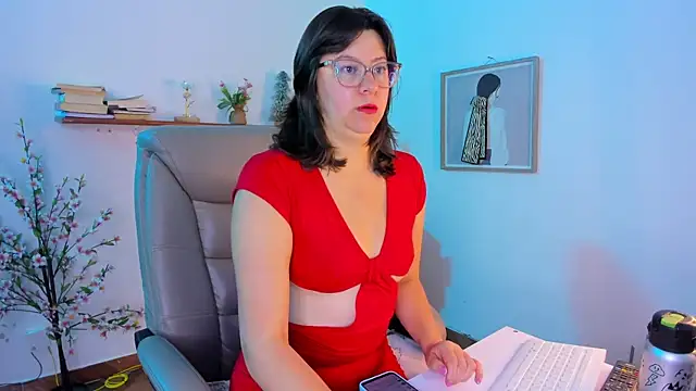 Chanelll Taylorr  online show from August 2, 12:58 pm