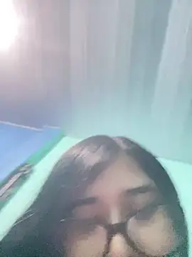 Snapshot of ZTahya chatting on December 20, 7:01 am ZTahya online show from December 20, 7:01 am