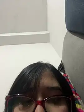 Snapshot of ZTahya chatting on March 21, 4:28 am ZTahya online show from March 21, 4:28 am