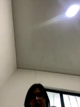 Snapshot of ZTahya chatting on October 21, 10:21 pm ZTahya online show from October 21, 10:21 pm