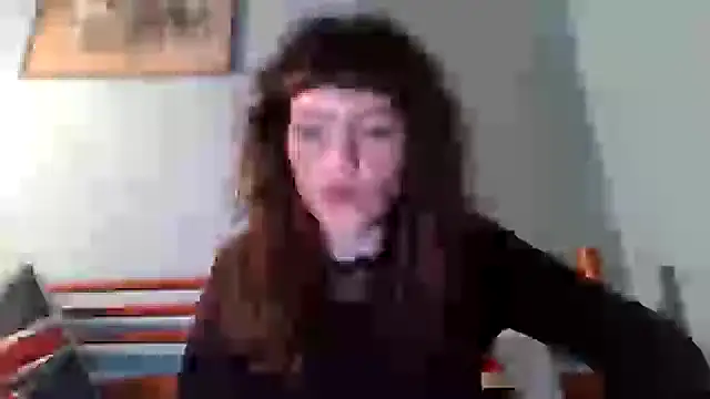 OniricFemme online show from February 22, 3:45 am