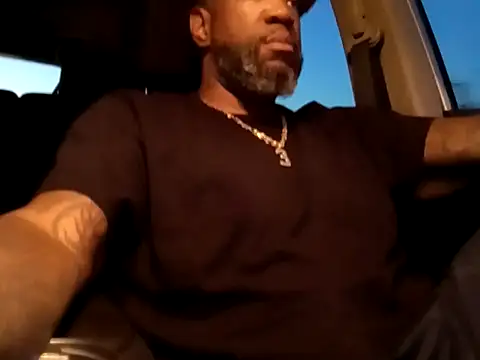 Snapshot of 3prettyboy3 chatting on October 24, 1:24 am 3prettyboy3 online show from October 24, 1:24 am