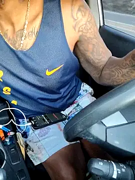 Snapshot of 3prettyboy3 chatting on October 31, 12:44 am 3prettyboy3 online show from October 31, 12:44 am