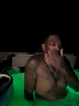 Snapshot of 3prettyboy3 chatting on November 1, 9:11 am 3prettyboy3 online show from November 1, 9:11 am