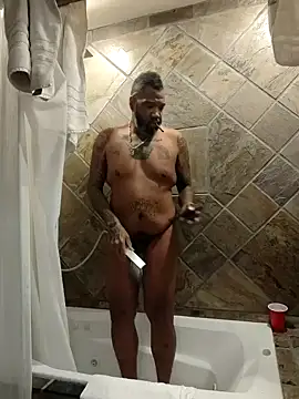 Snapshot of 3prettyboy3 chatting on December 14, 4:40 am 3prettyboy3 online show from December 14, 4:40 am