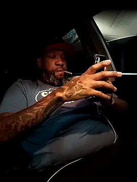 3prettyboy3 online show from April 28, 3:44 am