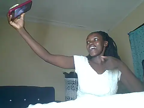 awino001 online show from March 9, 10:25 pm