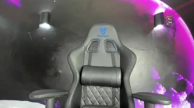 Snapshot of Lau_Beauty chatting on December 1, 5:46 pm Lau Beauty online show from December 1, 5:46 pm