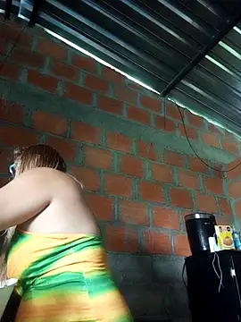 Snapshot of natally_ross21 chatting on October 17, 12:30 pm natally ross21 online show from October 17, 12:30 pm