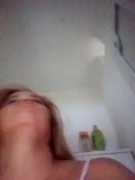 natally ross21 online show from March 7, 11:07 am