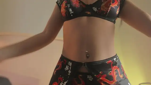 katiepeach  online show from November 14, 11:53 am