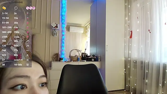 Snapshot of melissa_yamazaki chatting on March 15, 4:51 am melissa yamazaki online show from March 15, 4:51 am