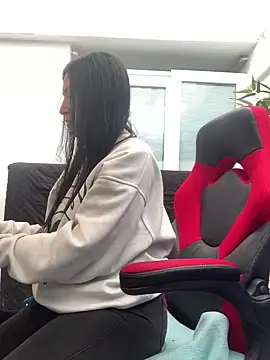 luna asss online show from March 12, 1:30 pm