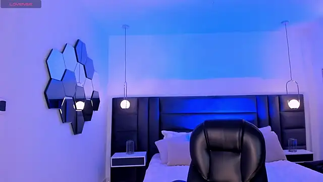 SamanthaKlein  online show from January 23, 3:37 am